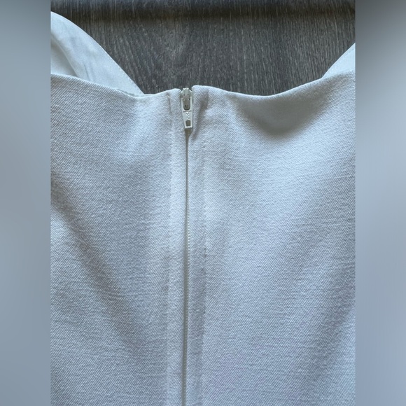 Keepsake the label puff sleeve off the shoulder mini dress in white. Size 4 - Picture 10 of 12